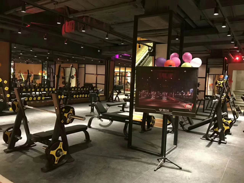 健身房器材